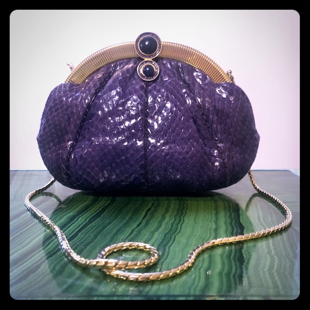 👛 Judith Leiber Purple Python Clutch